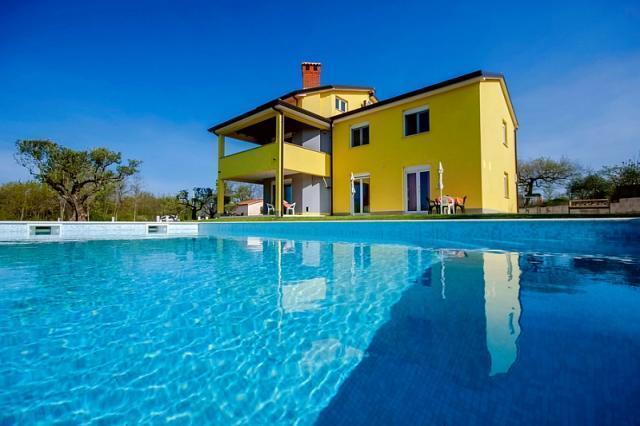 Villanova Apartments Пореч Экстерьер фото